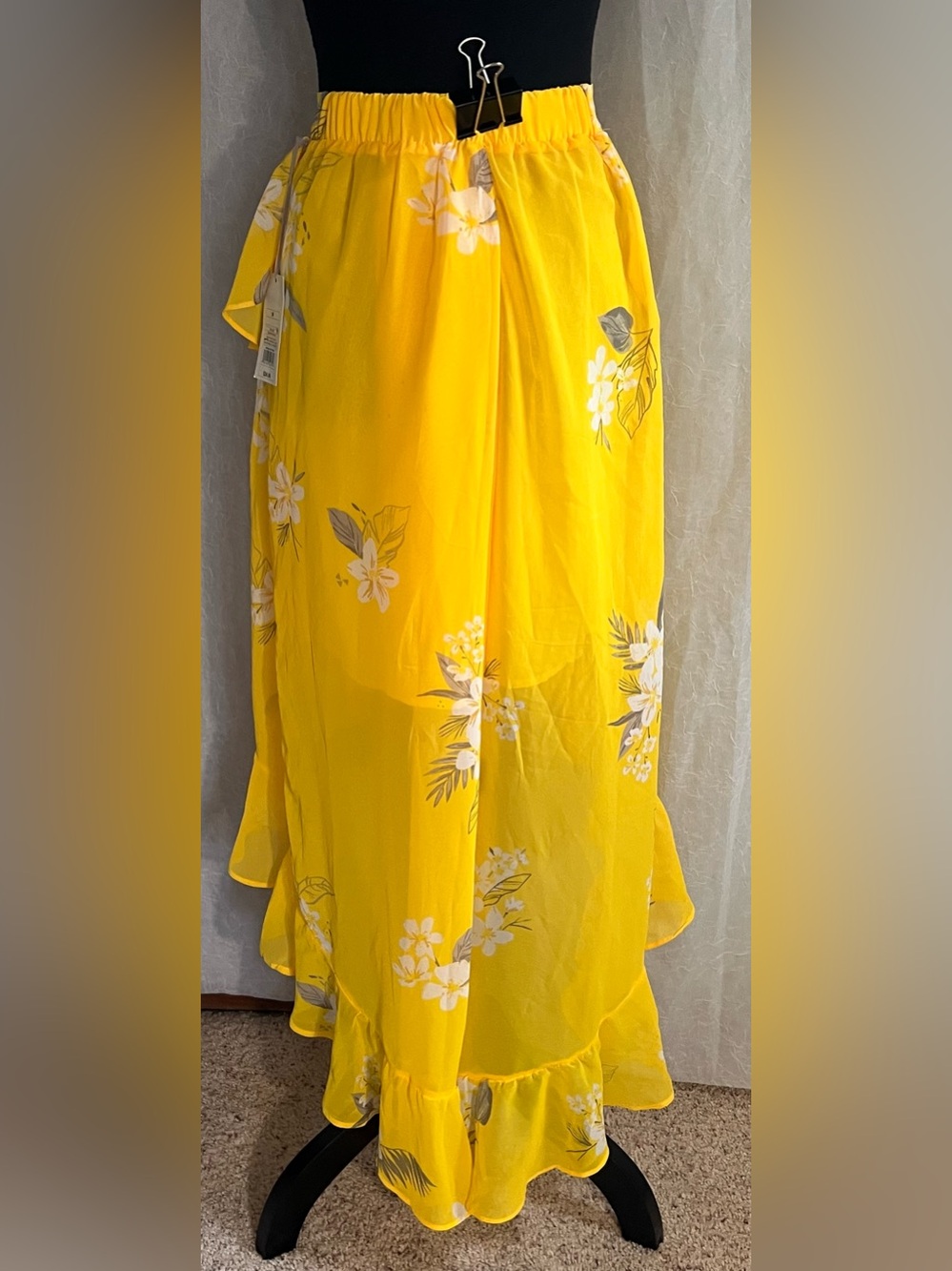 NWT Yellow Floral Ruffled High-Low Skirt - Picture 3 of 8